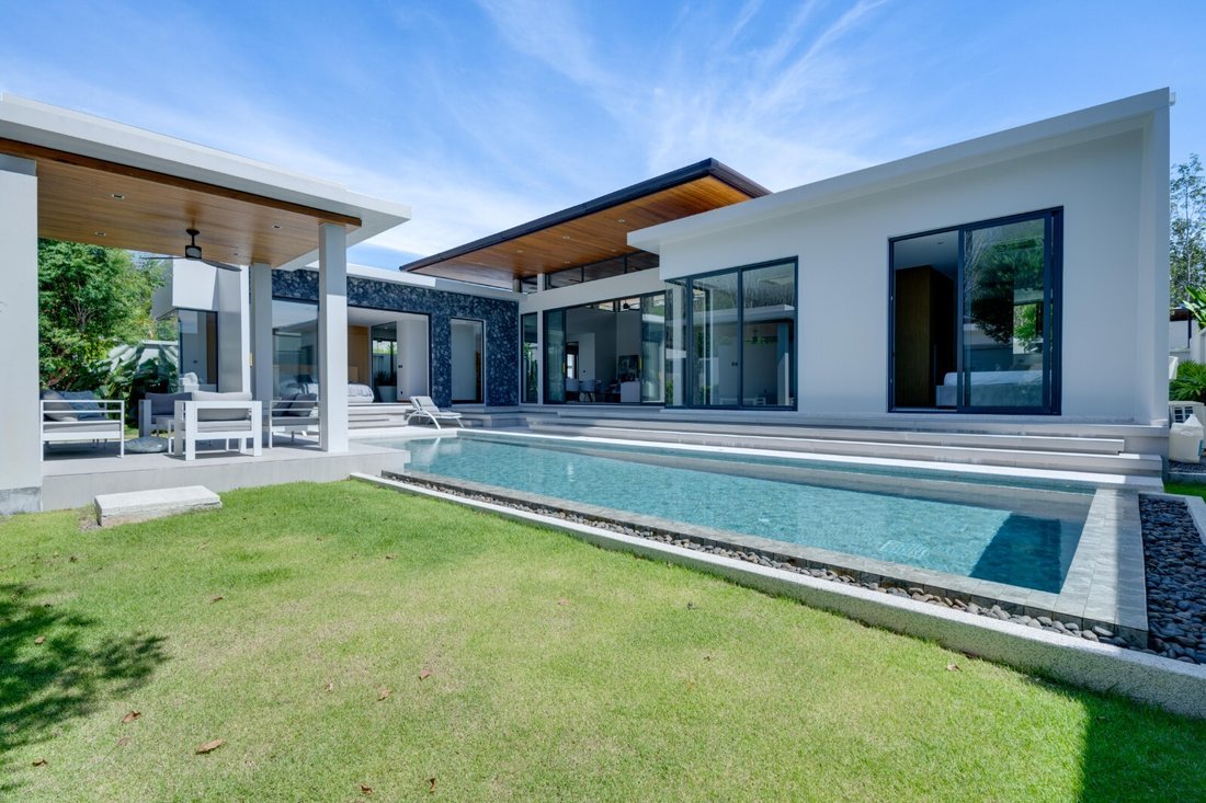 Villa in Si Sunthon, Phuket, Thailand 1 - 15120697