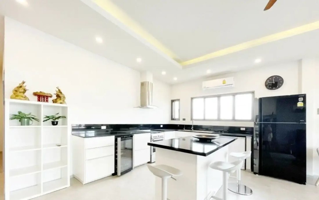 Villa in Choeng Thale, Phuket, Thailand 5 - 15120449