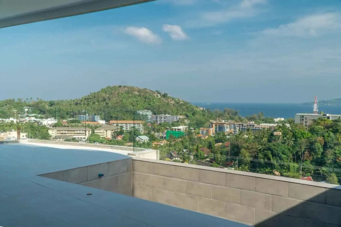 Condo in Choeng Thale, Phuket, Thailand 1 - 15120082