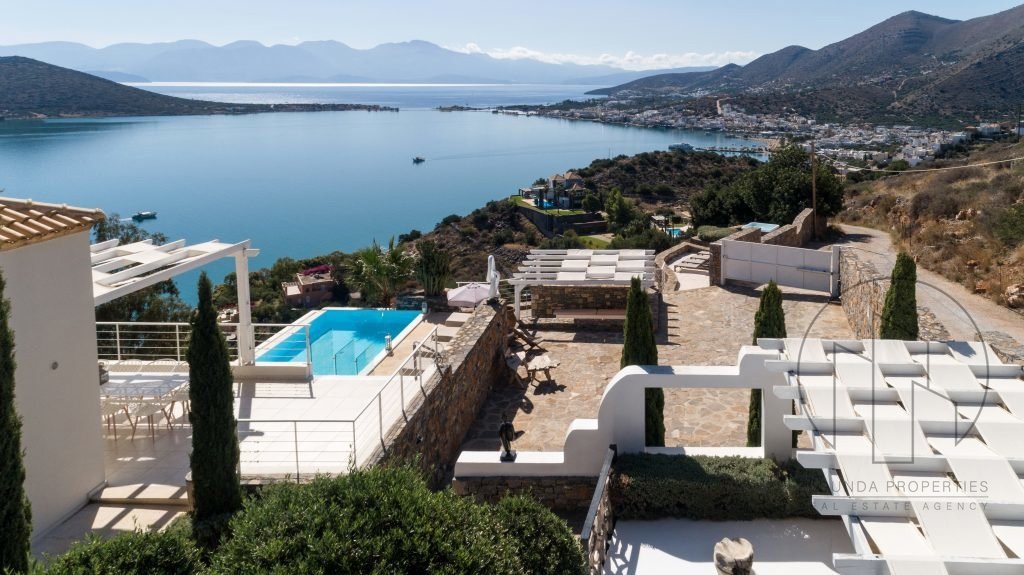 Villa in Community of Elounta, Agios Nikolaos Municipal Unit, Greece 2 - 15119642
