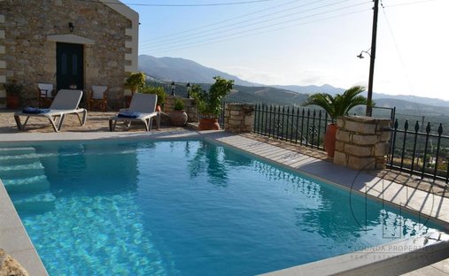 Casa a Community of Perion, Mires, Grecia 1