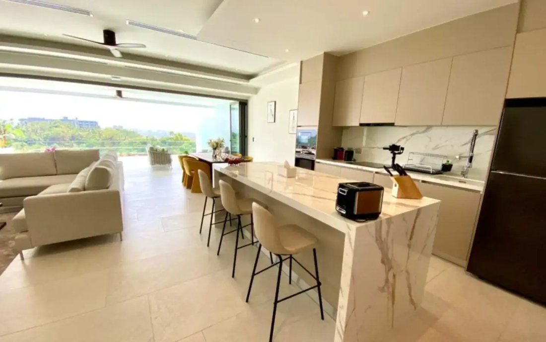Condo in Choeng Thale, Phuket, Thailand 4 - 15120472