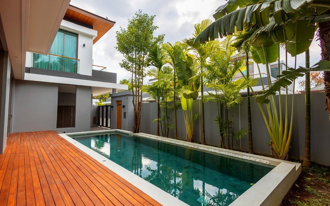 Villa in Choeng Thale, Phuket, Thailand 1 - 15120564