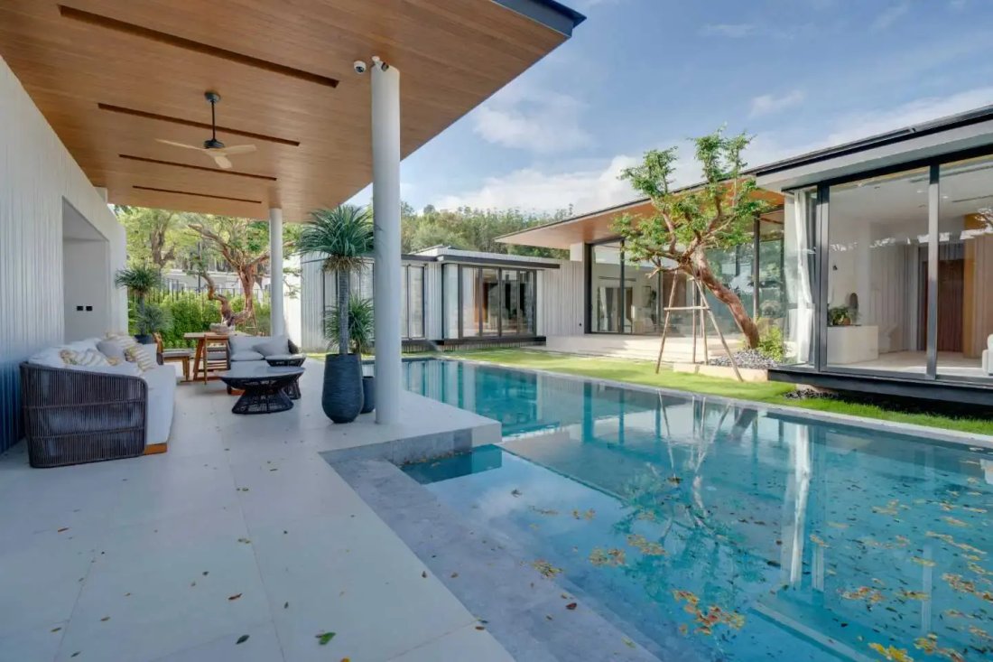 Villa in Choeng Thale, Phuket, Thailand 1 - 15120107