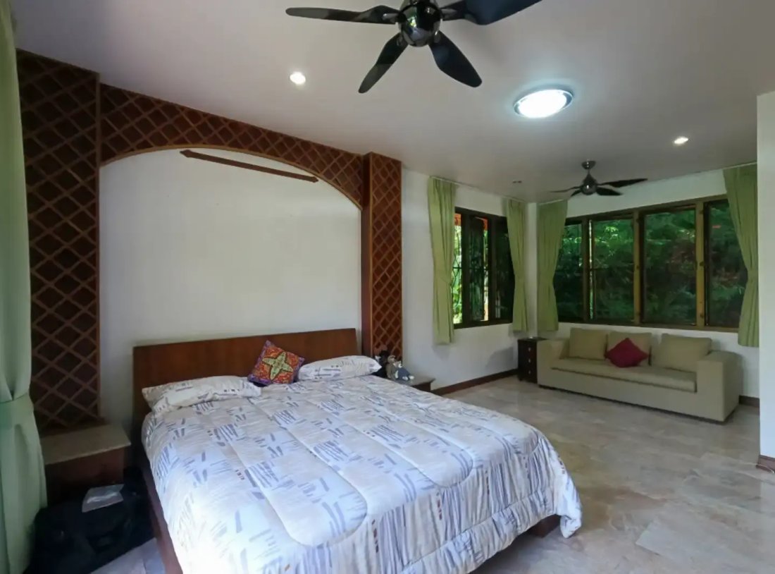 Villa in Chalong, Phuket, Thailand 4 - 15120245