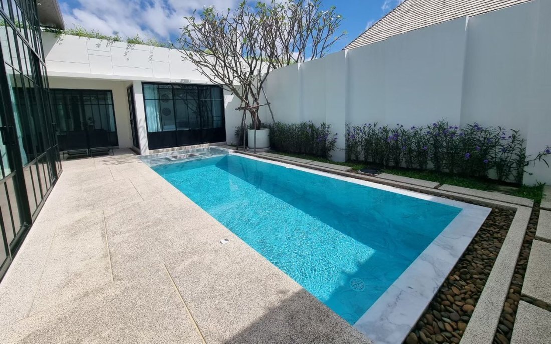Villa in Choeng Thale, Phuket, Thailand 1 - 15120569