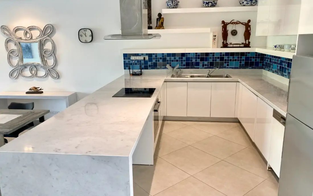 Condo in Choeng Thale, Phuket, Thailand 2 - 15120281