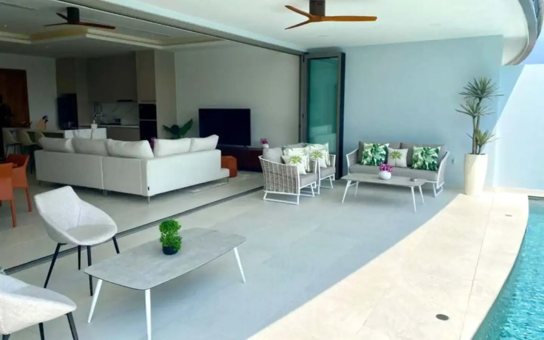 Condo in Choeng Thale, Phuket, Thailand 3 - 15120473