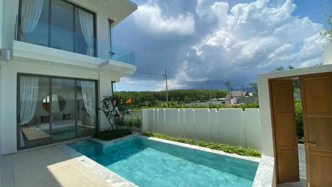 Villa in Choeng Thale, Phuket, Thailand 1 - 15120017