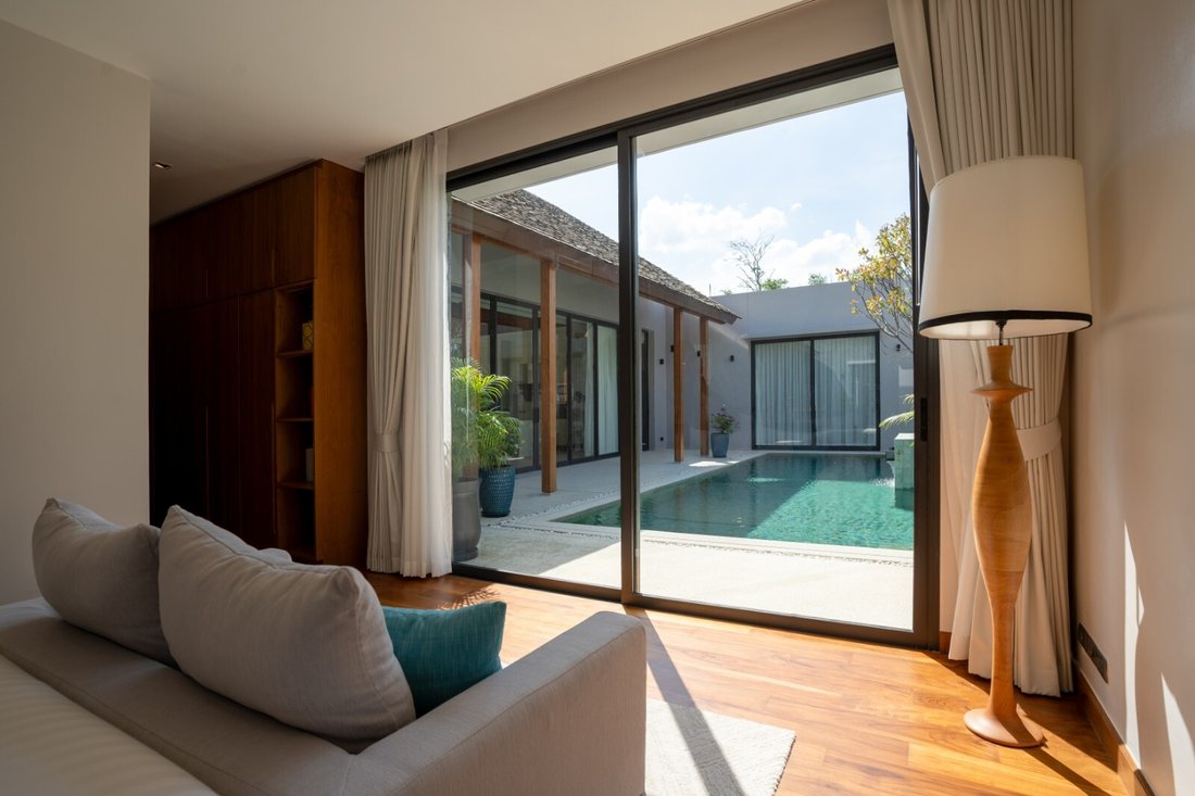 Villa in Choeng Thale, Phuket, Thailand 5 - 15120347