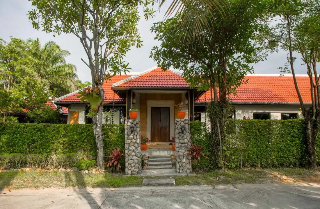 Villa in Choeng Thale, Phuket, Thailand 3 - 15120046