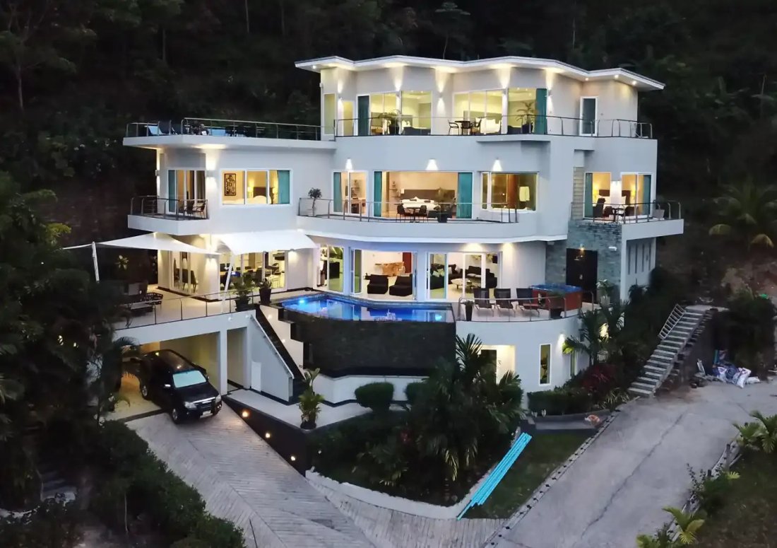 Villa in Choeng Thale, Phuket, Thailand 3 - 15120225