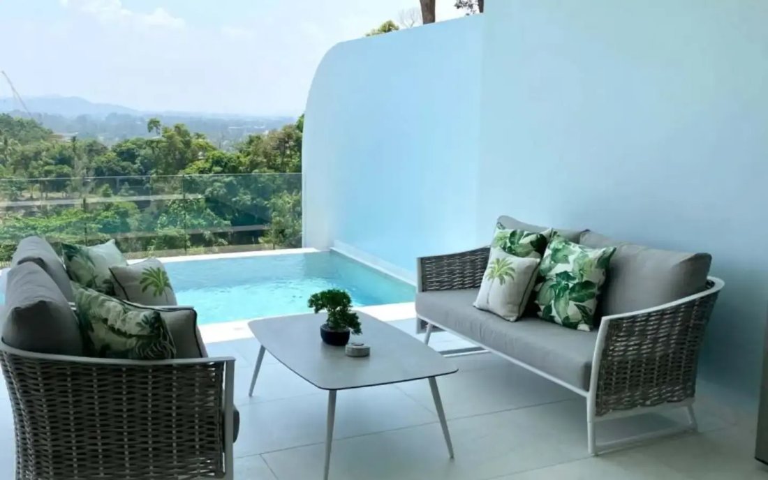 Condo in Choeng Thale, Phuket, Thailand 2 - 15120470