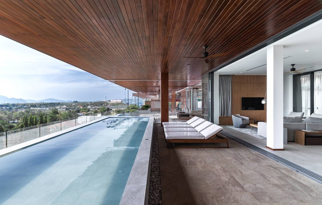 Villa in Chalong, Phuket, Thailand 1 - 15120006