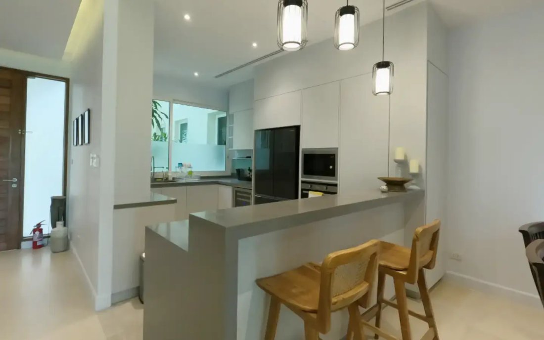 Condo in Choeng Thale, Phuket, Thailand 5 - 15120388