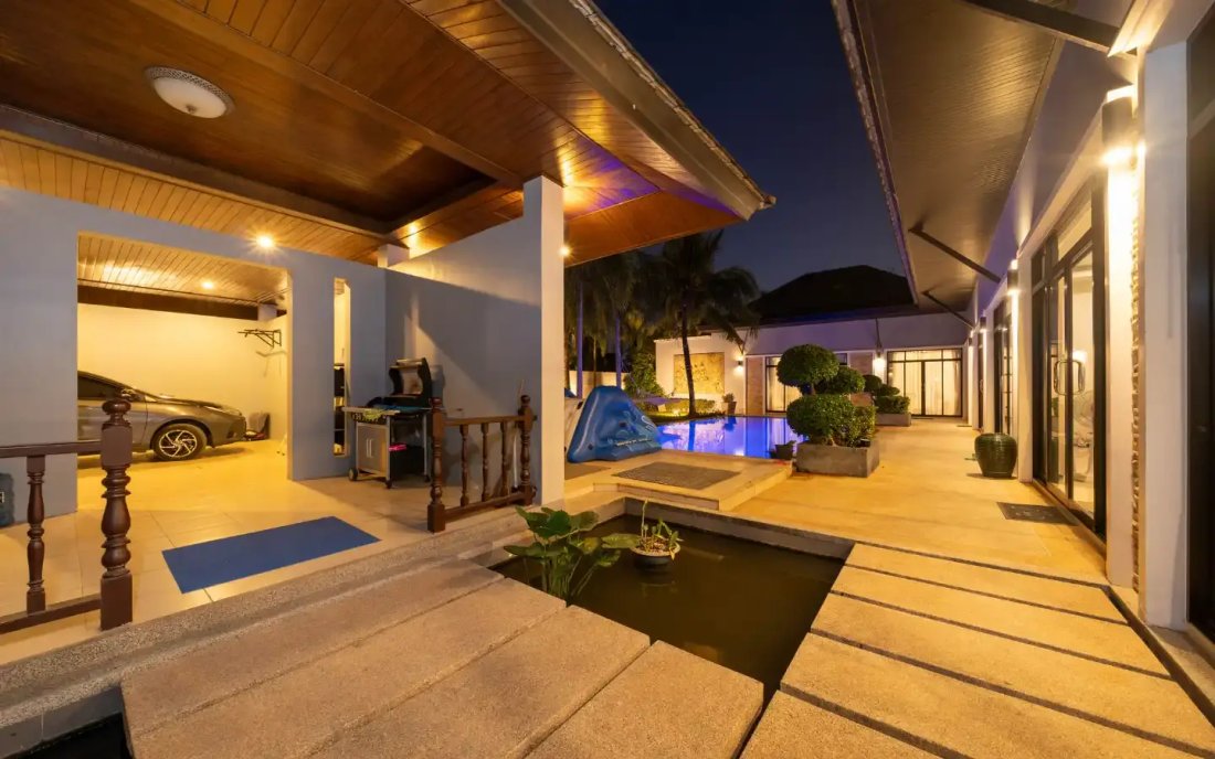 Villa in Choeng Thale, Phuket, Thailand 2 - 15120345