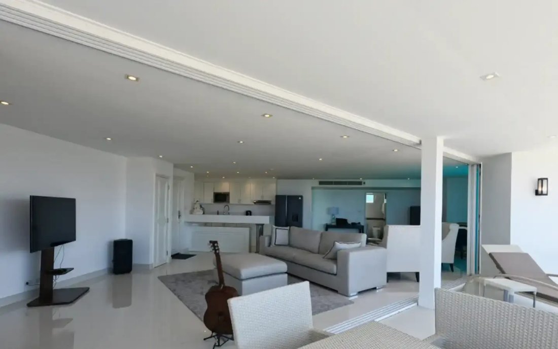 Condo in Pa Tong, Phuket, Thailand 2 - 15120346