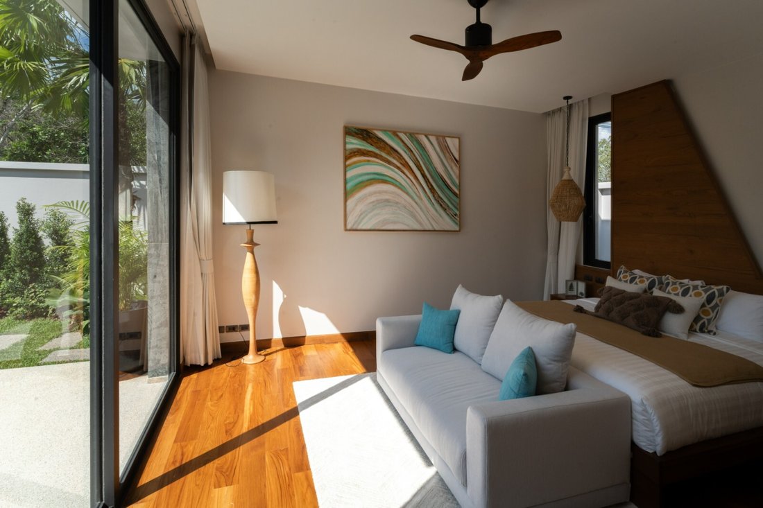 Villa in Choeng Thale, Phuket, Thailand 4 - 15120020