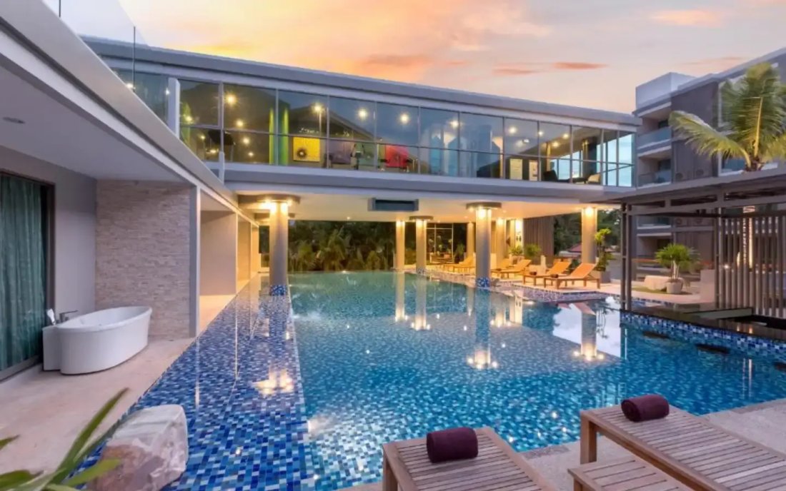 Condo in Choeng Thale, Phuket, Thailand 4 - 15120341