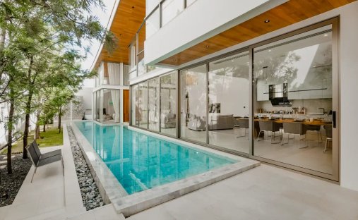 Villa in Choeng Thale, Phuket, Thailand 1