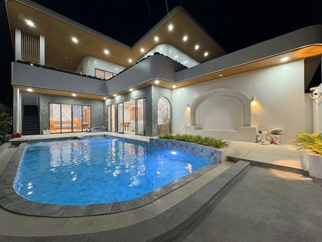 Villa in Si Sunthon, Phuket, Thailand 1 - 15120645