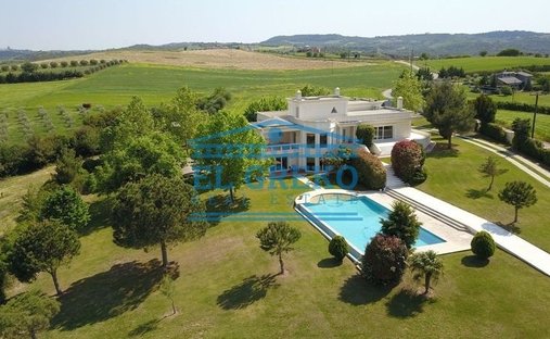 Villa in Central Macedonia, Macedonia and Thrace, Greece 1