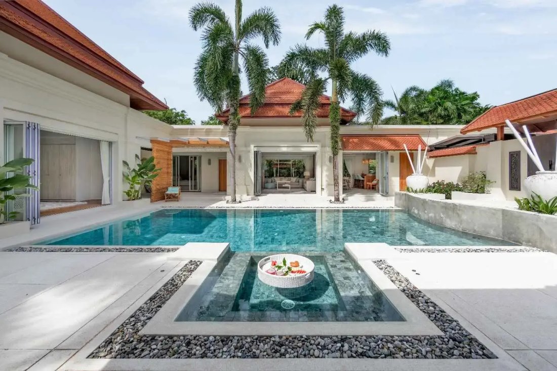 Villa in Choeng Thale, Phuket, Thailand 1 - 15119826