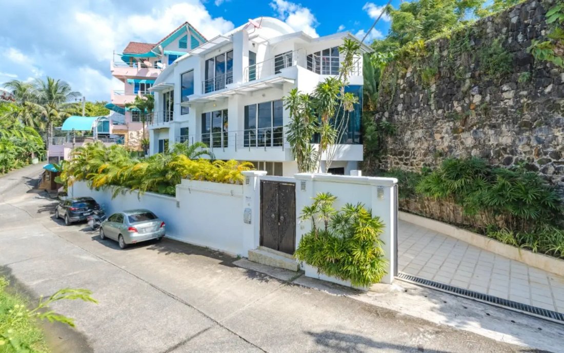 Villa in Pa Tong, Phuket, Thailand 3 - 15120482