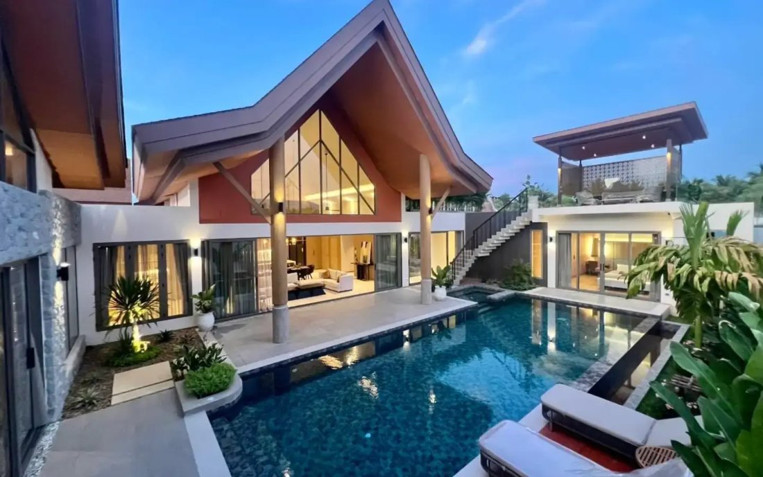 Villa in Choeng Thale, Phuket, Thailand 1 - 15120320