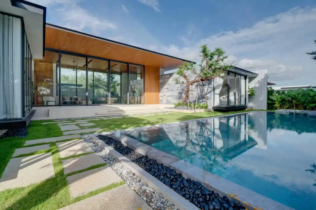 Villa in Kamala, Phuket, Thailand 1 - 15120200