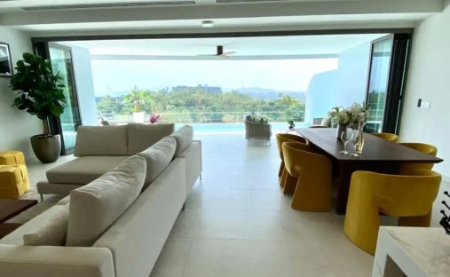 Eigentumswohnung in Choeng Thale, Phuket, Thailand 1