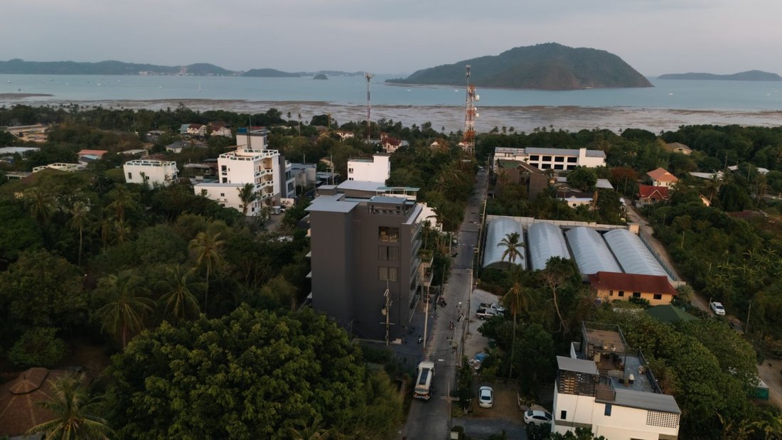 Condo in Rawai, Phuket, Thailand 4 - 15120597