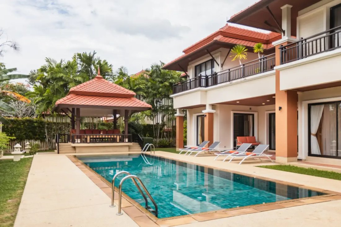 Villa in Choeng Thale, Phuket, Thailand 1 - 15119859