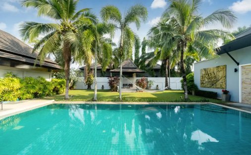 Villa in Choeng Thale, Phuket, Thailand 1