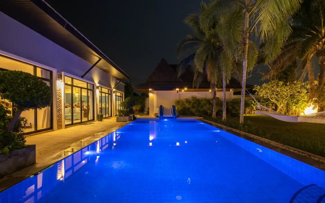Villa in Choeng Thale, Phuket, Thailand 3 - 15120345