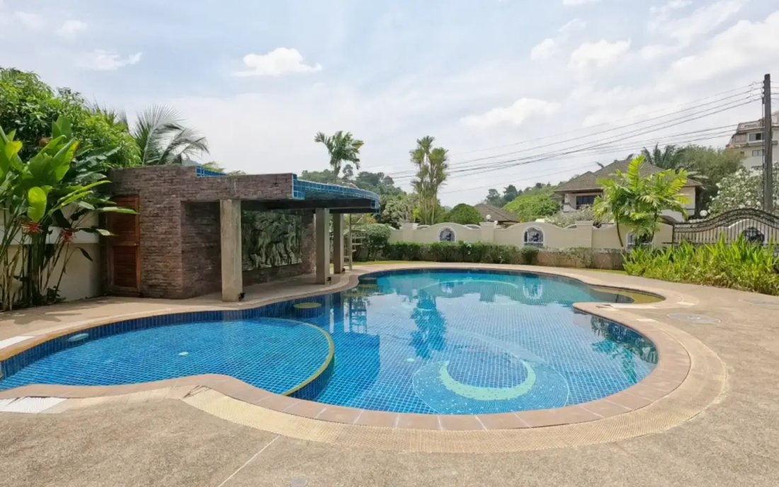 Villa in Kathu, Phuket, Thailand 4 - 15120390