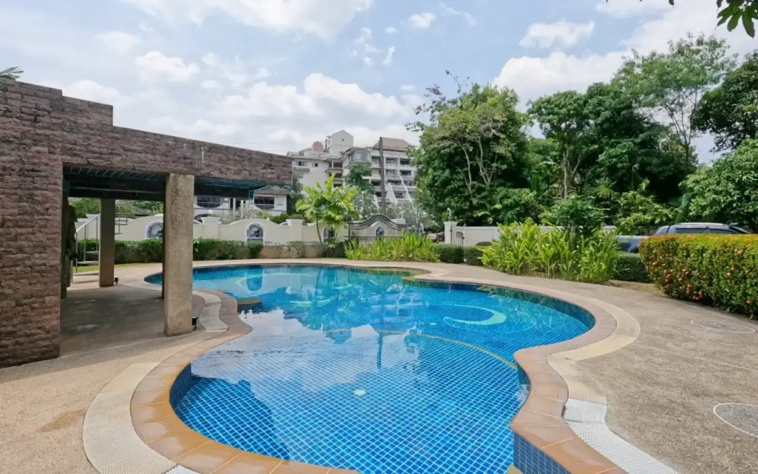 Villa in Kathu, Phuket, Thailand 5 - 15120390