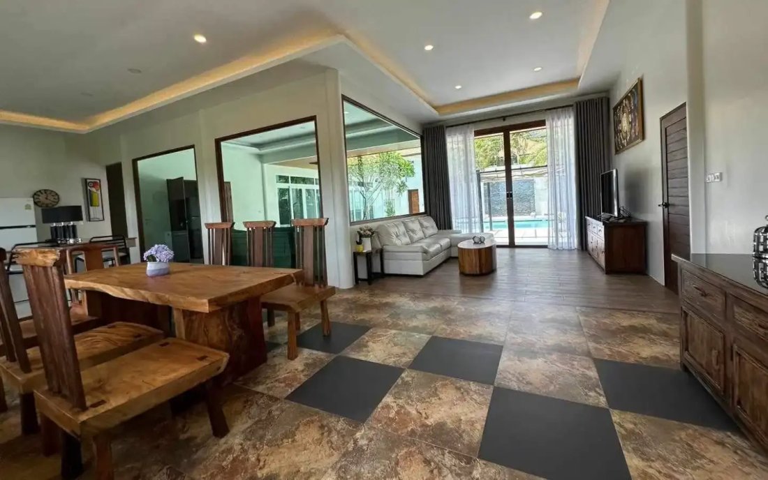 Villa in Rawai, Phuket, Thailand 5 - 15120350