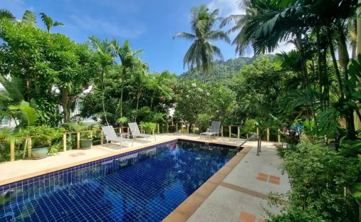 Villa in Karon, Phuket, Thailand 1