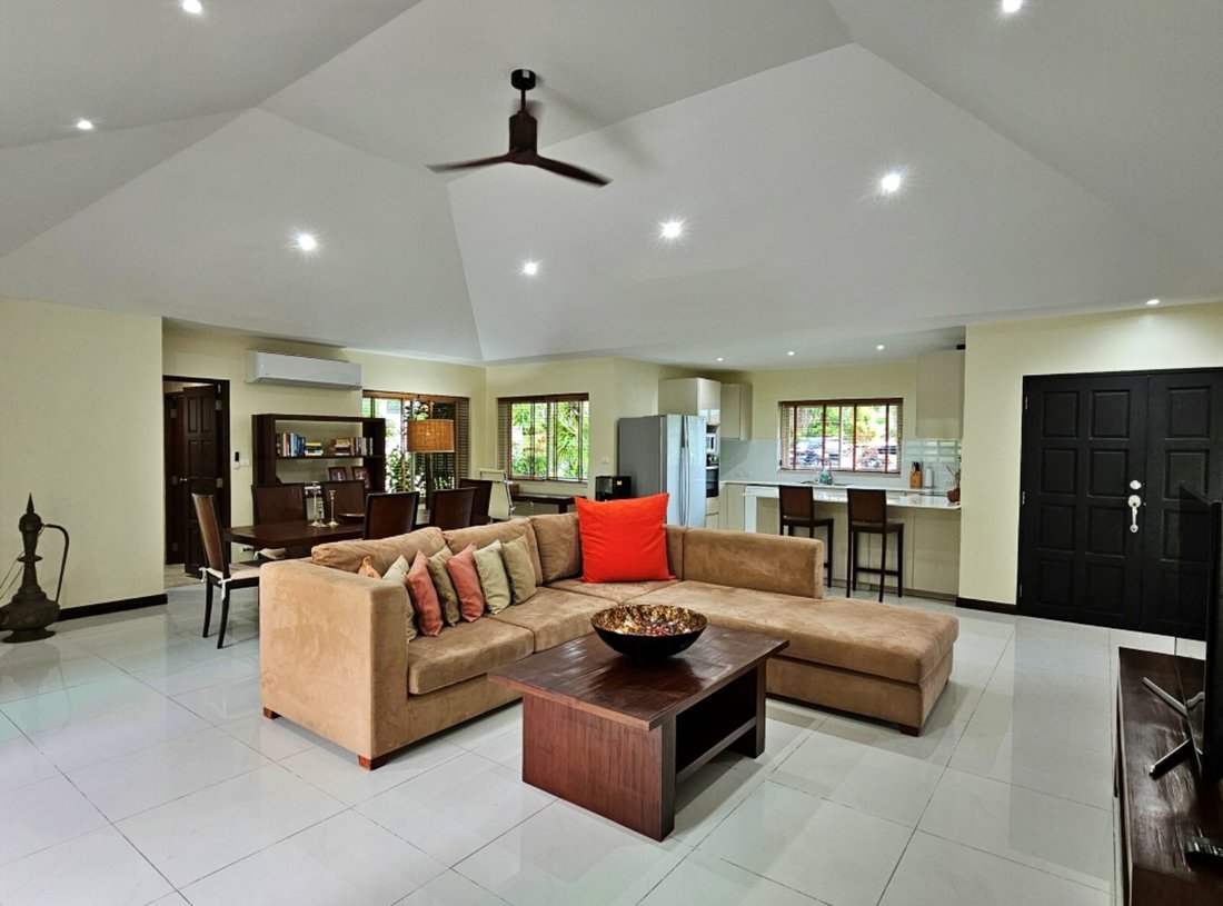 Villa in Kathu, Phuket, Thailand 3 - 15120639