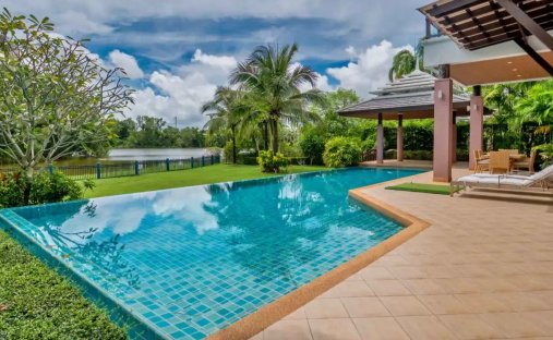 Villa à Choeng Thale, Province de Phuket, Thaïlande 1