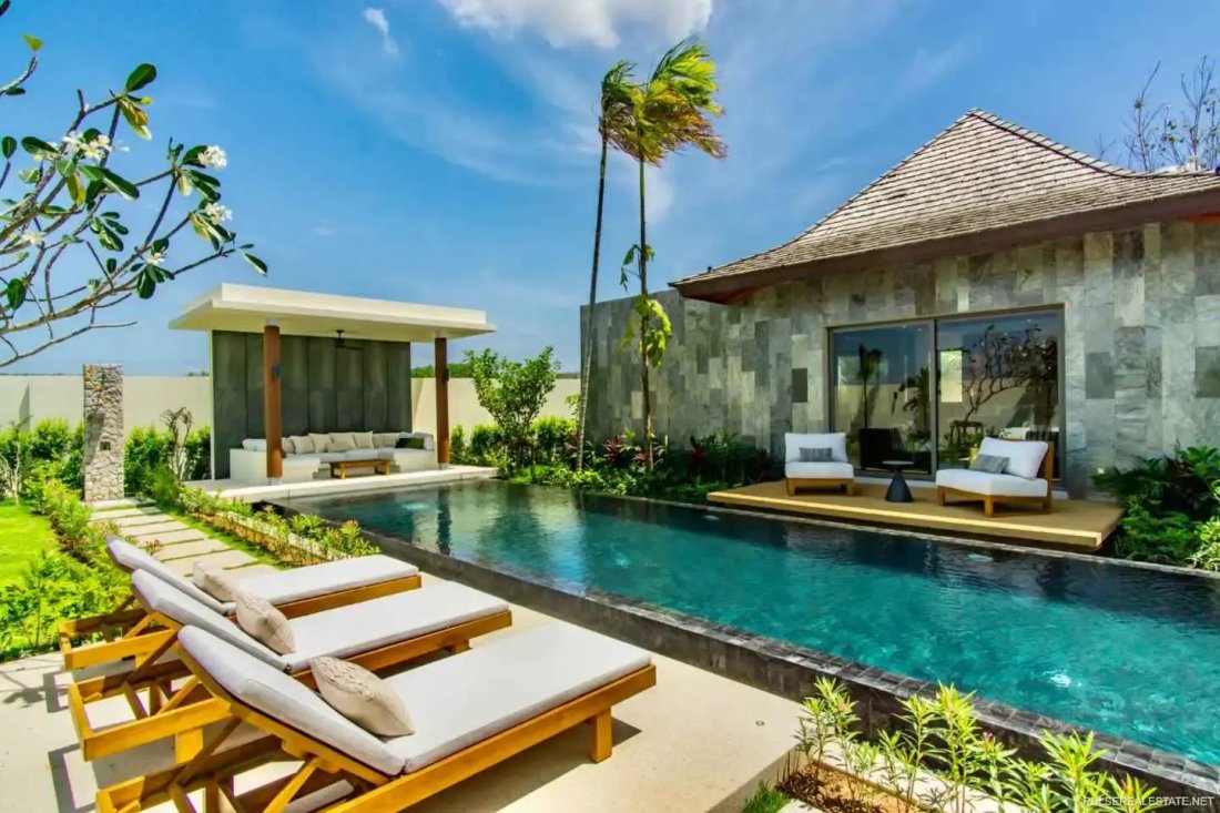 Villa in Choeng Thale, Phuket, Thailand 1 - 15119822