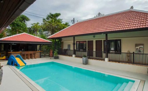 Villa in Choeng Thale, Phuket, Thailand 1