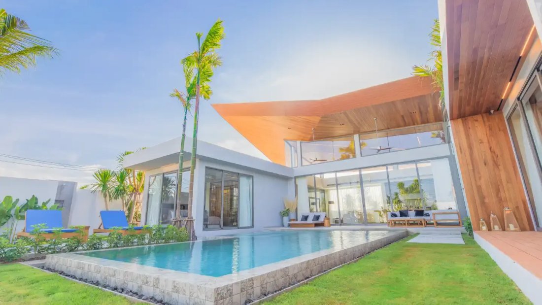 Villa in Choeng Thale, Phuket, Thailand 1 - 15119851