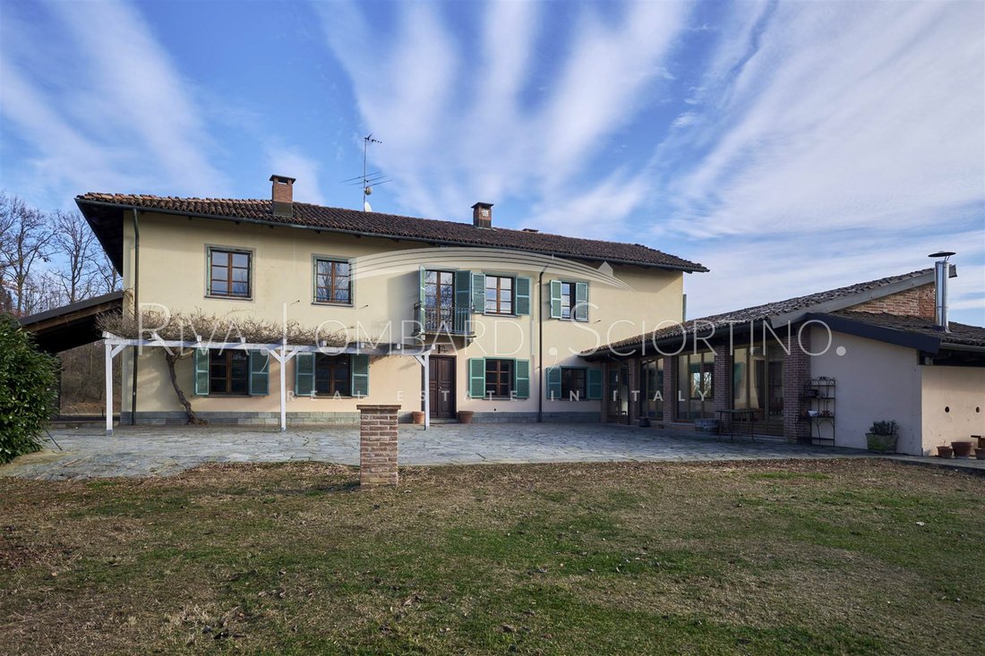 Villa à Rocche di Callianetto, Piémont, Italie 2 - 15120232