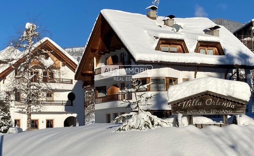 Villa in Enneberg, Trentino-Südtirol, Italien 1