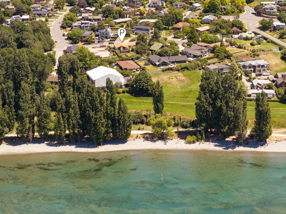 House in Wanaka, Otago, New Zealand 1 - 15121054