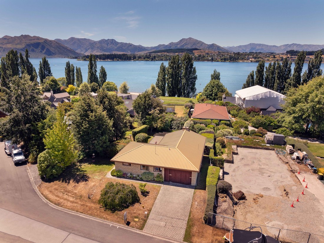 House in Wanaka, Otago, New Zealand 2 - 15121054