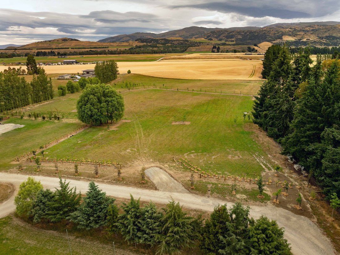 Land in Wanaka, Otago, New Zealand 2 - 15121028