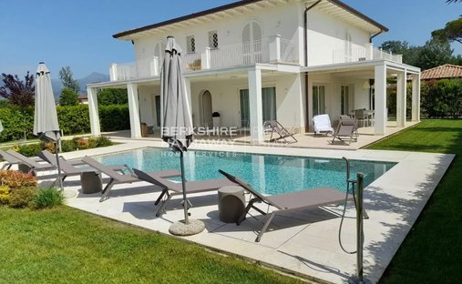 Villa à Pietrasanta, Toscane, Italie 1